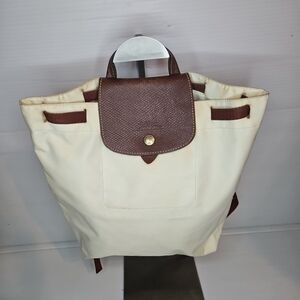 Authentic Longchamp Le Pliage Classic Medium Nylon Backpack – Off-White